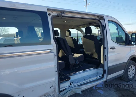 2024 Ford Transit-350 Passenger Van Xlt z USA, uszkodzony, nr VIN 1FBAX2Y88RKA83446